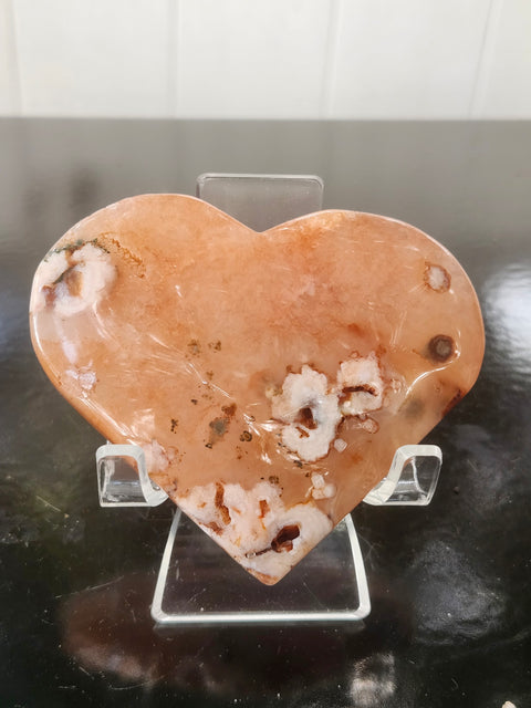Ferruginous quartz heart! 5.5 ounces, 3.2 inches wide, 2.8 tall
