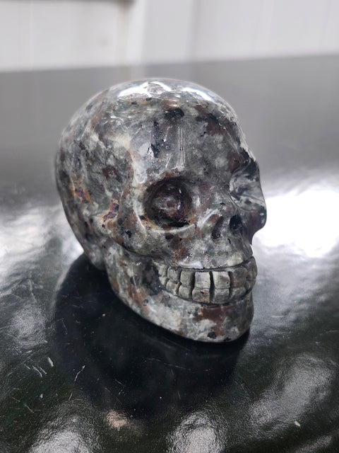 Mini flame stone skull! 5.8 ounces, 2.7 inches long, 2.1 tall