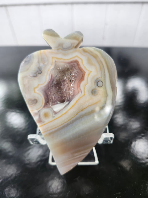 Druzy agate strawberry! 6 ounces, 4 inches