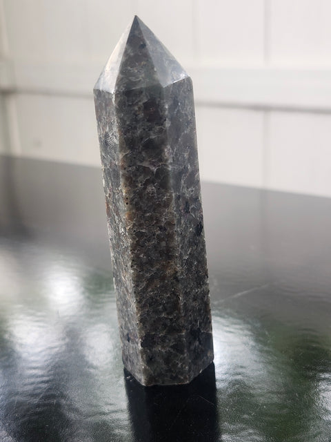 Flame stone tower! 3.2 ounces, 4 inchs tall