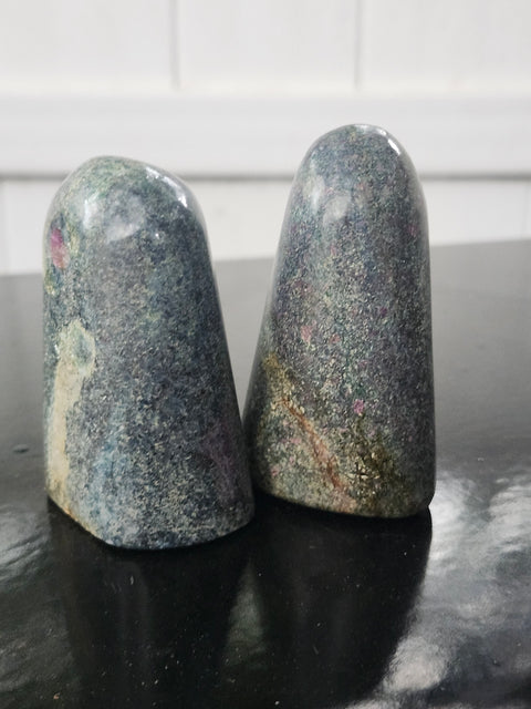 Ruby in kyanite free form!! 7 ounces, 2.7 inches!!