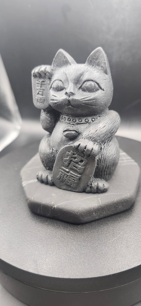 Maneki neko Shungite figurine! 6 ounces, 3.5 inches tall