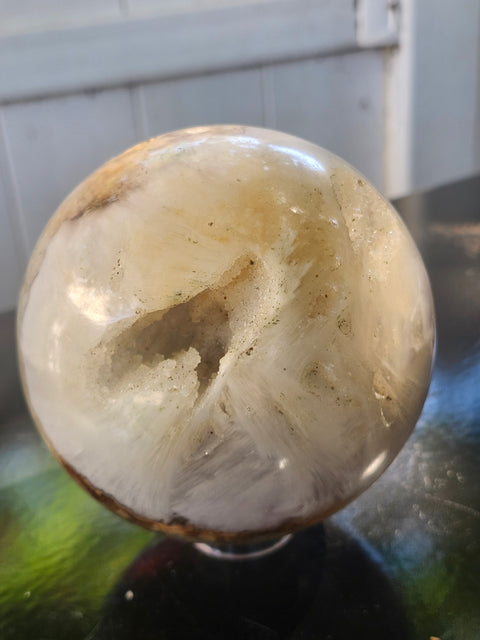Massive druzy agate sphere! 101mm, 4 inches, 3.12 pounds