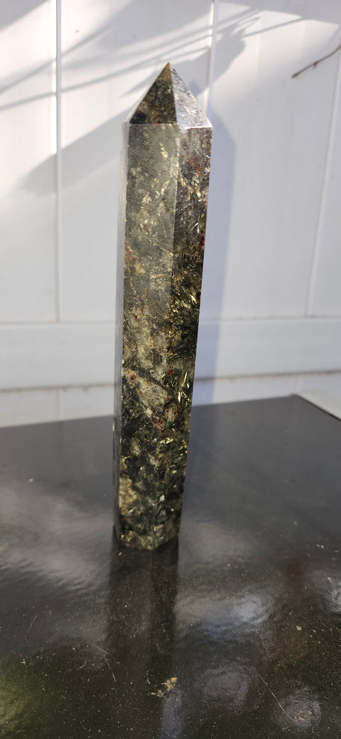 Large afrvedsonite tower! 7.5 inches, 13 ounces