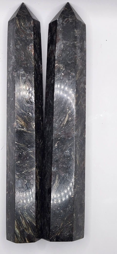 Afrvedsonite tower large, 14 ounces 8 inches tall