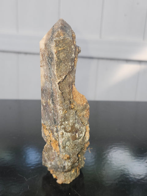 Agate tower! 5 inches tall, 6 ounces