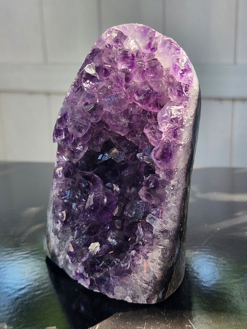 Amethyst cut base free form! 1.14 pounds, 4.5 inches tall, 3 wide