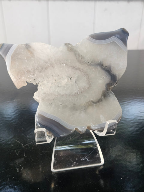 Druzy agate butterfly! 3.7 inches wide,.2.7 inches tall, 5.6 ounces