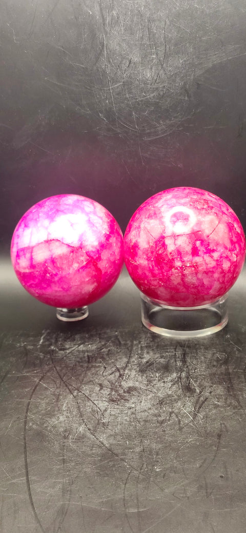 Pink crackle quartz sphere! Uv reactive, 58.5mm, 2.3 inches, 9.8 ounces
