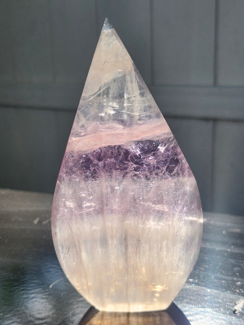 Florite tear drop tower! 10 ounces, 4.9 inches tall, 2.5 wide
