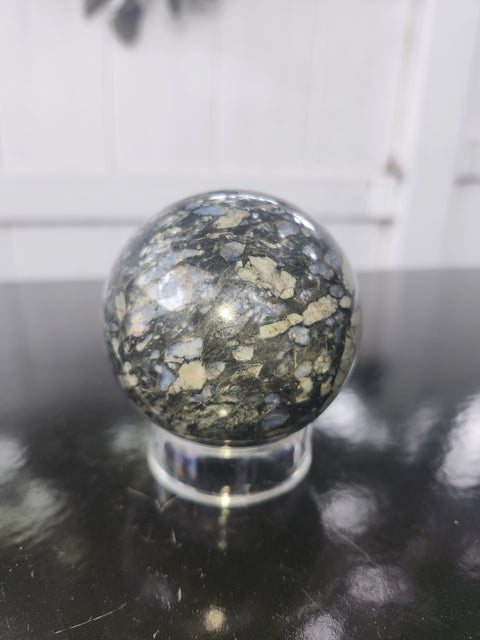 Llanite que sera sphere! 12.5 ounces, 64.7mm 2.55 inches
