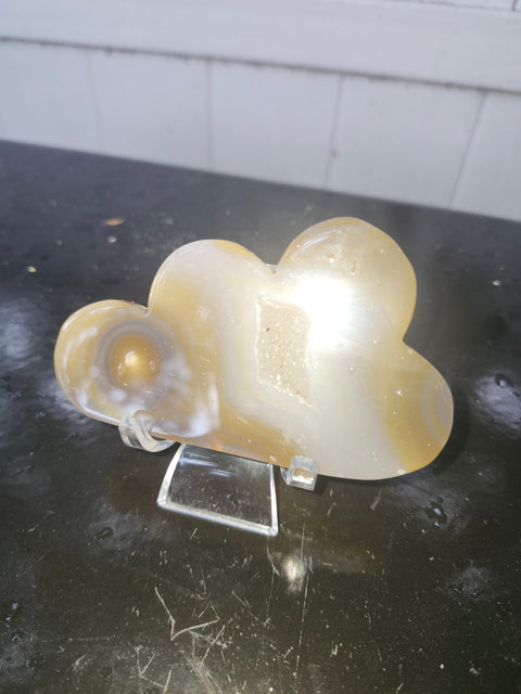 Druzy agate cloud! 3.5 ounces, 3.5 inches