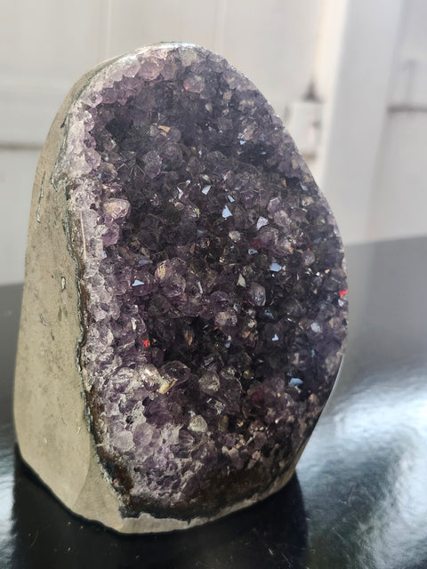 Amethyst cut base free form! 2.4 pounds, 4.7 inches tall 3.3 wide