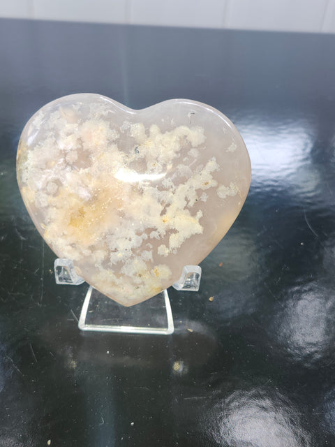 Flower agate heart! 4.5 ounces, 3 inches wide, 2.8 inches tall