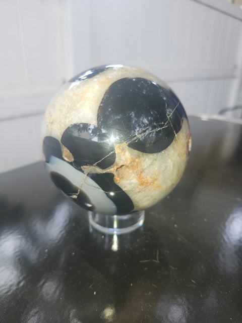 3.1 pound,97.7 mm, 3.84 inch druzy agate sphere