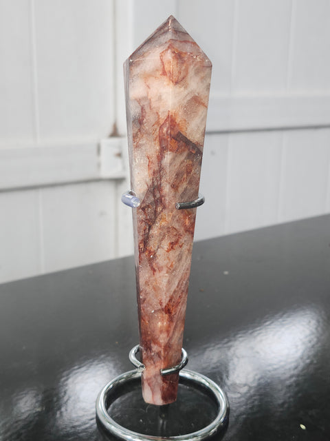 Fire quartz scepter! 7 ounces, 6.5 inches tall