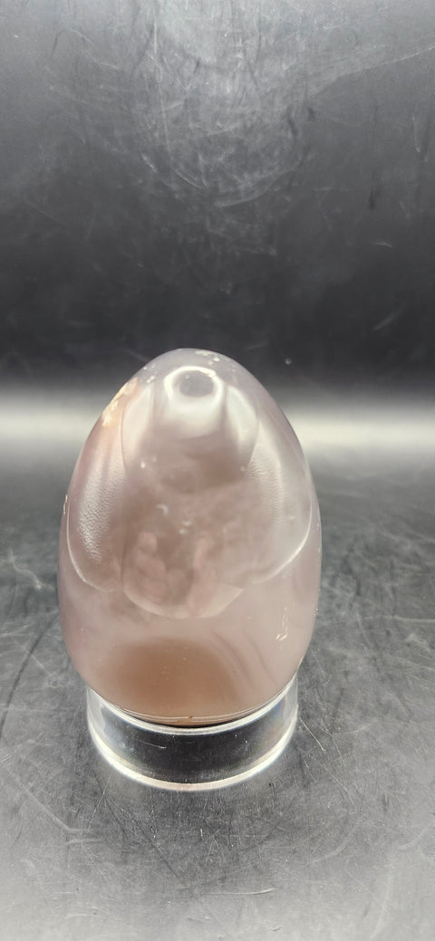Agate egg! 9.2 ounces, 2.8 inches tall, 2 wide