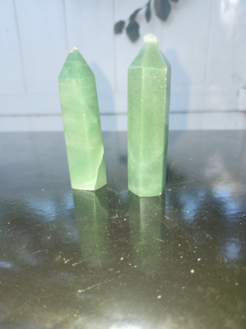 Green aventurine tower! 2.8 ounces, 3.5 inches tall