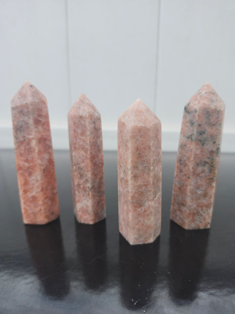 crystals spheres towers gemstones geodes skulls Amathyst rose quartz