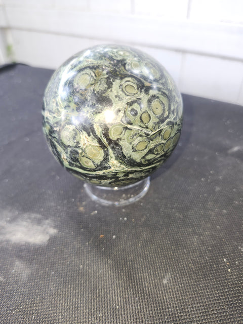1.7 pound, 77.2mm, 3.03 inch kambaba jasper sphere