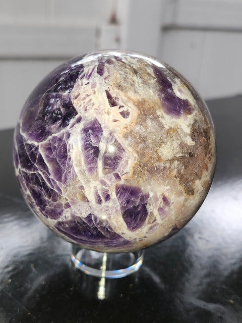 Dream amethyst sphere! 77.9mm, 3.06 inches, 1.7 pounds