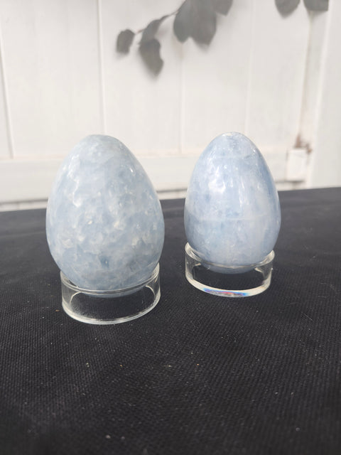 Blue calcite egg, 7 ounces, 3 inches tall