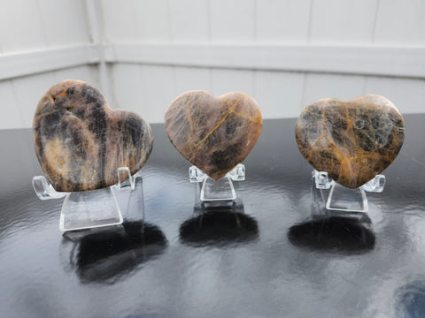 crystals spheres towers gemstones geodes skulls Amathyst rose quartz