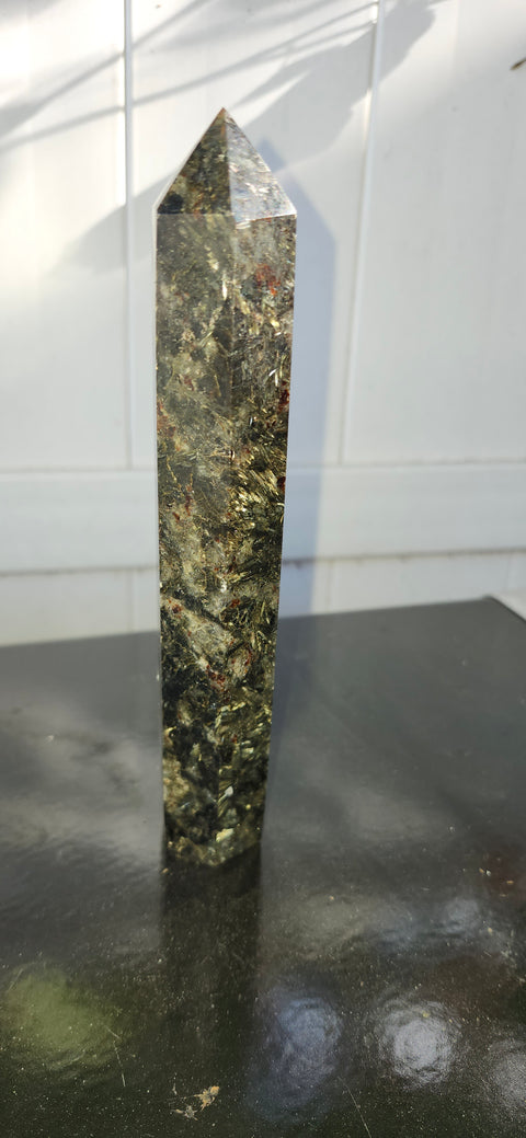 Large afrvedsonite tower! 7.5 inches, 13 ounces