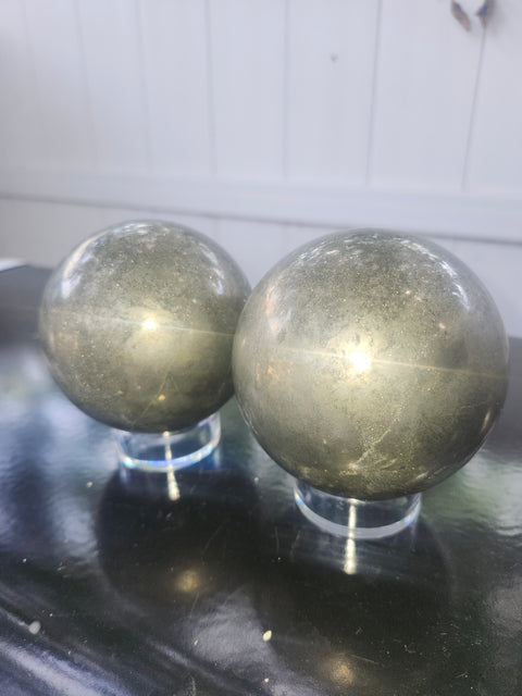 Pyrite sphere! 2.9 pounds, 80mm, 3.16 inches