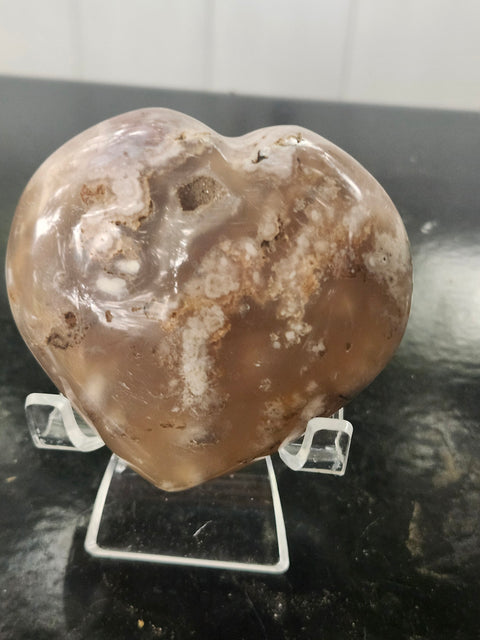 Flower agate heart! 10 ounces, 75mm wide, 69mm tall, 42mm thick