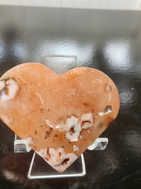 Ferruginous quartz heart! 5.5 ounces, 3.2 inches wide, 2.8 tall