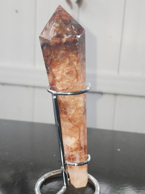 Fire quartz scepter! 7.1 ounces, 7 inches tall!