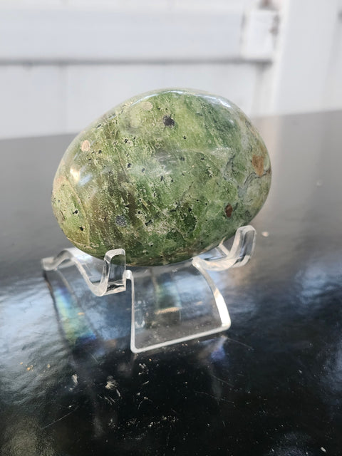 Olive opal palm stone! 59.3mm, 2.33 inch, 4.5 ounces