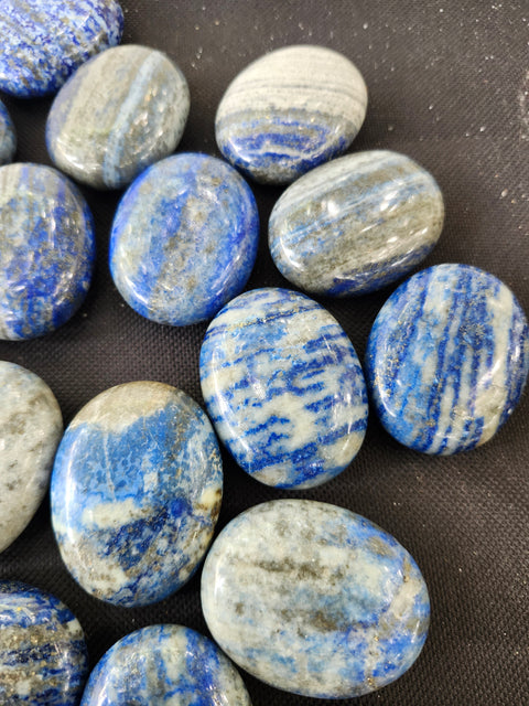 1.75 inch, 1.5 ounce Lapis lazuli palm stone