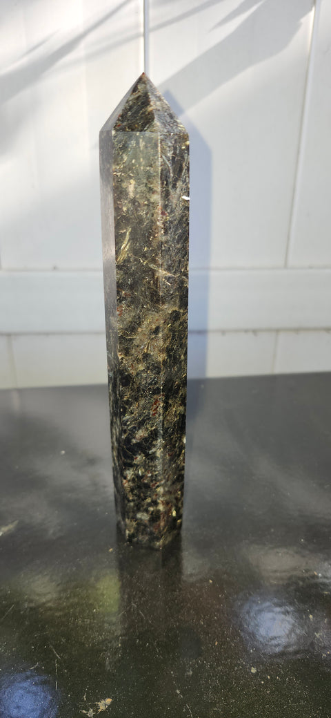 Large afrvedsonite tower! 7.5 inches, 13 ounces