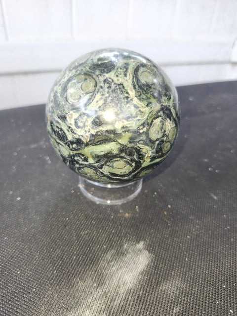 1.7 pound, 77.2mm, 3.03 inch kambaba jasper sphere