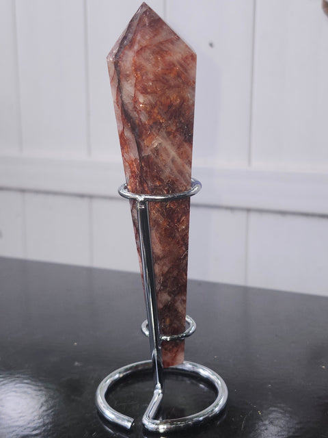 Fire quartz scepter! 7 ounces, 6.5 inches tall