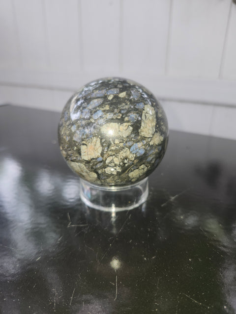 Llanite que sera sphere! 13 ounce 64.7mm, 2.55 inch