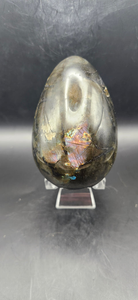 14.8 ounce, 3.5 inch purple flash Labradorite egg