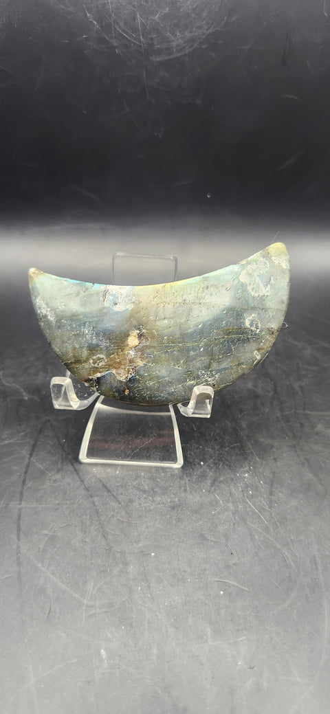 High shine labradorite moon! 3.2 ounces, 2.9 inches tall, 1.3 wide