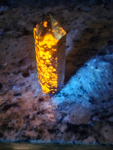 Flame stone tower! 3.2 ounces, 4 inchs tall