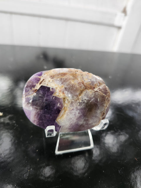 Amethyst lace agate palm stone! 2.5 ounces, 2.75 inches