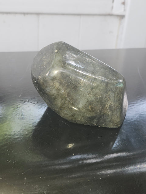 Labradorite free form!! 1.1 pounds, 3.8 inches wide, 2.9 inches tall