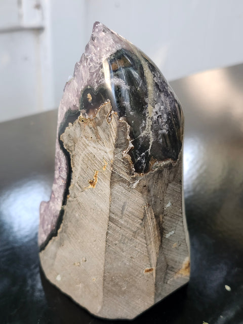 Amethyst cut base free form! 1.12 pounds, 4.9 inches tall, 2.8 wide