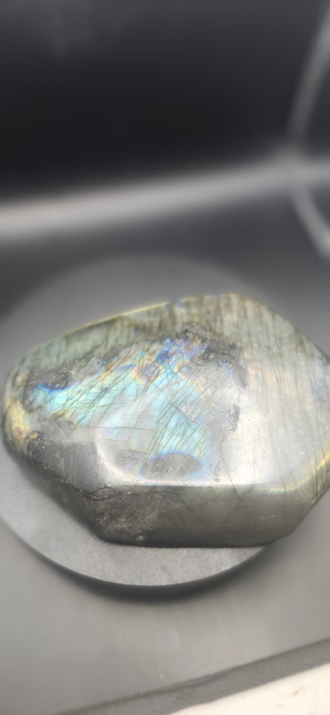Labradorite free form! 1.11 pounds, 4.7 inches wide by 3.5 tall
