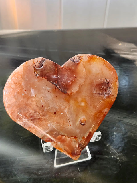 Snakeskin agate heart! 5.4 ounces, 3.4 inches tall, 3.1 inches wide