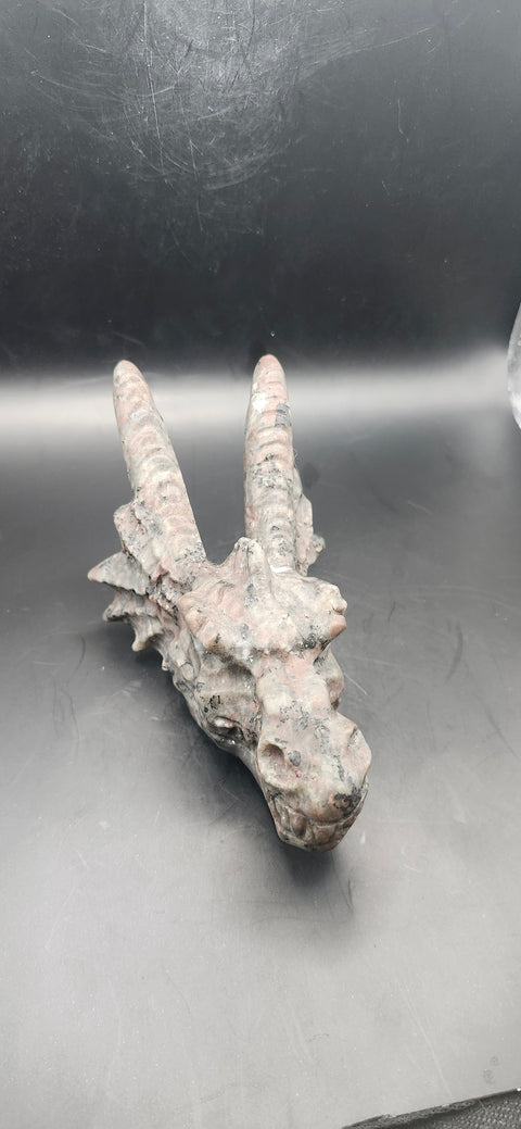 Flame stone dragon skull! 8 ounces, head to horn 5 inches