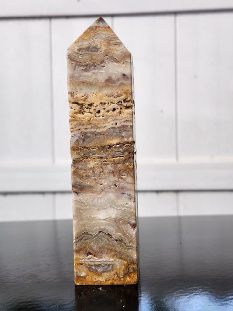 Yellow jasper tower! 13.5 ounces, 6.3 inches tall