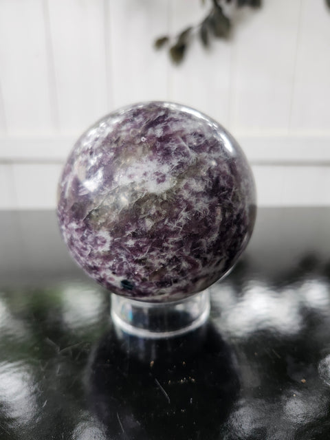 81mm, 3.18 inch Lepidolite sphere! 1.10 pounds