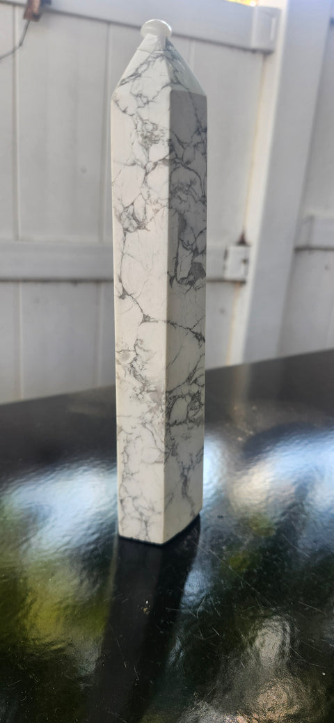 Large howlite tower, 7.5 inches, 1.4 pounds